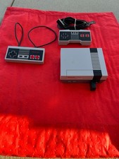 Nintendo Entertainment System Classic Edition {NES Mini} 30 jogos pré-carregados comprar usado  Enviando para Brazil