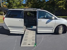 2008 toyota sienna for sale  Dover Foxcroft