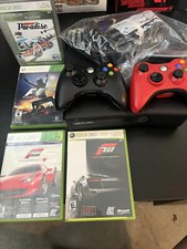 Console preto Microsoft Xbox 360 Slim 250GB HDD + 2 controles e pacote de jogos comprar usado  Enviando para Brazil