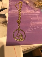 colar dourado canoa 1972 corrente barco canoagem pingente de metal barco de esportes aquáticos comprar usado colar dourado canoa 1972 corrente barco canoagem pingente de metal barco de esportes aquáticos comprar usado  Enviando para Brazil