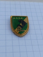Pins football saint d'occasion Pins football saint d'occasion  Cholet