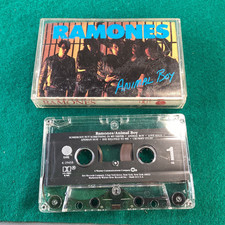 Ramones Animal Boy Cassette Tape comprar usado  Enviando para Brazil