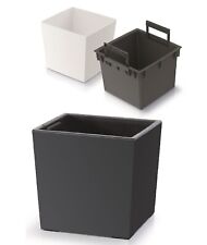 Vaso fiori con usato  Novate Milanese