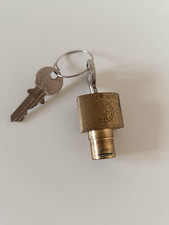 Vecchio lucchetto per usato Vecchio lucchetto per usato  Santa Maria Capua Vetere