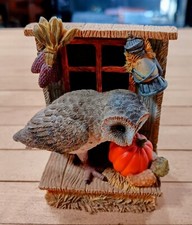 Estatueta de coruja de outono Your Big Backyard, 3" de altura – cena de abóbora e cabine comprar usado  Enviando para Brazil