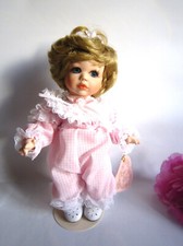 Beautiful porcelain artiste for sale  LONDON