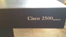 Cisco 2502 dual d'occasion  Expédié en France
