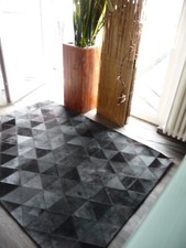 Kuhfellteppich styl schwarz gebraucht kaufen  Rüsselsheim am Main