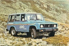 Cartão postal de carro a motor B517 Auto Dacia Pitesti Romênia ARO 24 comprar usado  Enviando para Brazil