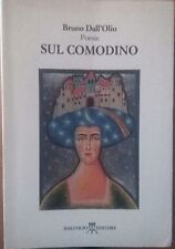Sul comodino bruno usato  Fiumefreddo di Sicilia