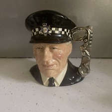 Royal doulton small for sale  SANDOWN