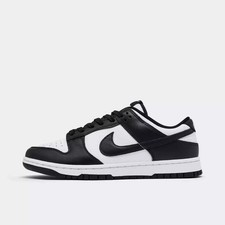 Nike men dunk for sale  Austell