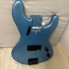 Washburn bass body d'occasion Washburn bass body d'occasion  Expédié en France