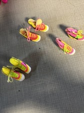 3 juegos de zapatos y fundas vintage de Barbie y Ken Reeboks multicolor segunda mano  Embacar hacia Mexico