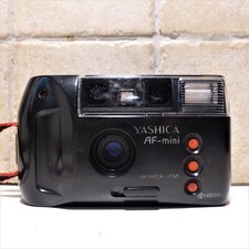 Yashica mini kyocera usato  Roma