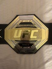 Alex Pereria assinado em tamanho real réplica do cinto do UFC autógrafo Chama 🇧🇷 comprar usado  Enviando para Brazil