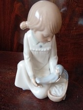 Lladro zaphir kneeling for sale  BLACKPOOL