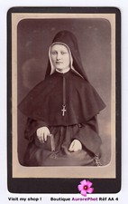 Religieuse soeur nonne d'occasion  Chaumont