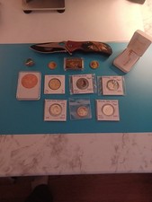Lote de cajones de chatarra anillo de oro de 10k, dije, monedas de plata y cobre, cuchillo segunda mano  Embacar hacia Mexico