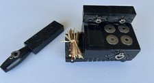 Fogão a lenha preto vintage feito à mão em miniatura com lenha e pôquer – 3”x4,75”x3,25” comprar usado  Enviando para Brazil
