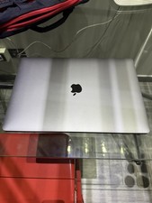 Macbook pro touchbar usato  Roma