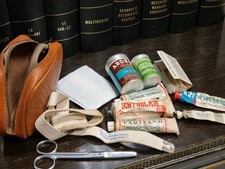 Alte medikamente salben gebraucht kaufen  München