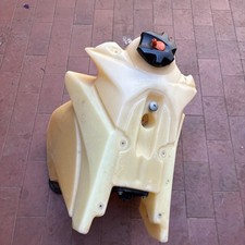 Serbatoio ktm 250 usato  Roma