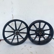 Cerchi ducati scrambler usato  Grottaglie
