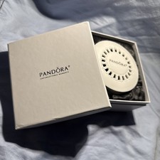 Usado, CAIXA DE PRESENTE PANDORA BRANCA VAZIA 4,25"" X 4"" X 4"" comprar usado  Enviando para Brazil