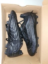 Adidas football boots for sale  CREDITON