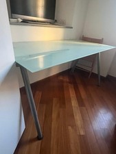 Scrivania ikea thyge usato  Varano Borghi