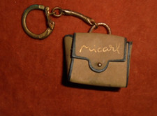 Genuine leather keychain d'occasion  Expédié en Belgium