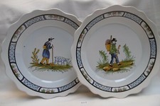 Pair antique desvres d'occasion  Expédié en Belgium