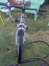 Specialized mountain bike d'occasion  Expédié en Belgium
