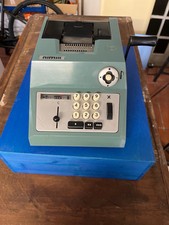Calcolatrice vintage olivetti usato  Italia