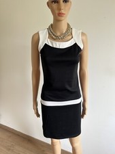 Robe noire blanche d'occasion  Void-Vacon