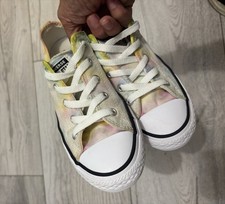 Converse girls star for sale  FLEET