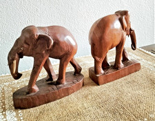 Estátua esculpida à mão em madeira maciça de elefante x 2 comprar usado Estátua esculpida à mão em madeira maciça de elefante x 2 comprar usado  Enviando para Brazil