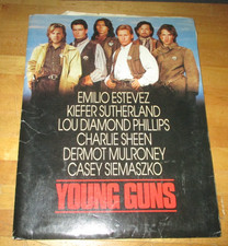 Young Guns Movie Press Kit - 14 Photos with Movie Information Sheets comprar usado Young Guns Movie Press Kit - 14 Photos with Movie Information Sheets comprar usado  Enviando para Brazil