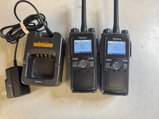 2 RÁDIOS DIGITAIS PORTÁTEIS HYTERA PD752i U(2) UHF 450-520mhz em ótimo estado, usado comprar usado  Enviando para Brazil