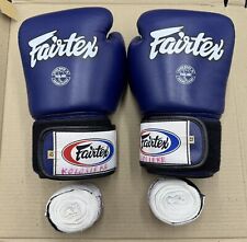 Guantes de Boxeo FAIRTEX Talla 12 Muay Thai MMA Entrenamiento Sparring Gimnasio Azul con Envolturas segunda mano  Embacar hacia Argentina