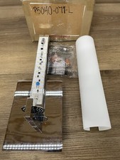Usado, Arandela de parede Kovacs P5040-077-L tubo 13" de altura LED com abajur de vidro opala gravado-LEIA comprar usado  Enviando para Brazil