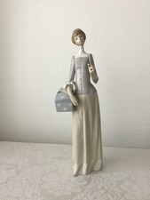 Lladro lady porcelain for sale  Castro Valley