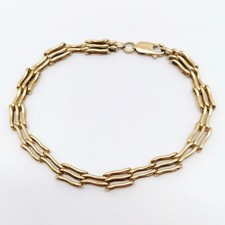 Lovely 9ct gold for sale  STURMINSTER NEWTON
