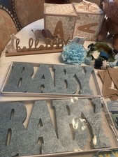 Lote grande de lujo de letreros/decoraciones de baby shower para bebé niño usado en excelente estado hermosa selección segunda mano  Embacar hacia Mexico