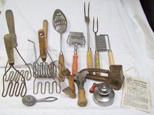 Aparatos de cocina con mango de madera rústico vintage de granja trituradores tenedores pastelería 15 piezas segunda mano  Embacar hacia Mexico