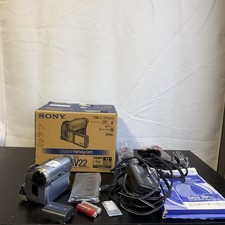 Sony Digital Handycam Gravador de Vídeo DV CCD-TRV22 Localizador de Visão Zoom Óptico 120x comprar usado Sony Digital Handycam Gravador de Vídeo DV CCD-TRV22 Localizador de Visão Zoom Óptico 120x comprar usado  Enviando para Brazil