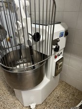 Impastatrice braccia tuffanti usato  Pianella