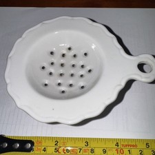 Porcelain tea strainer for sale Porcelain tea strainer for sale  WESTON-SUPER-MARE