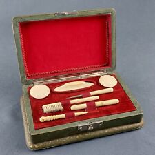Nécessaire ongles coffret d'occasion  Flavy-le-Martel